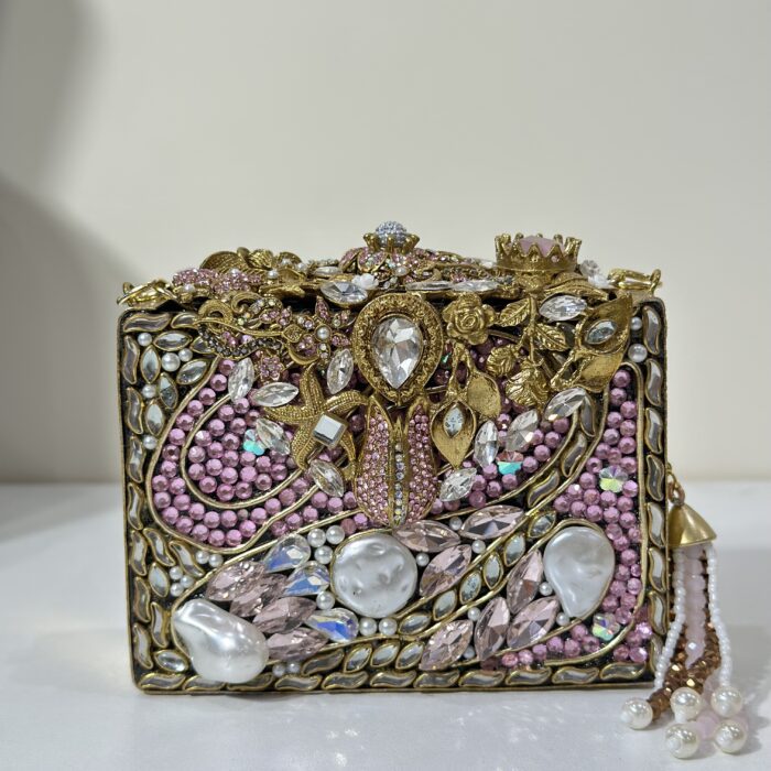 IMG_2296 #RoseDiadem #PinkLuxuryClutch #FiligreeHandbag
