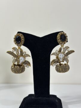 Starlet Charm